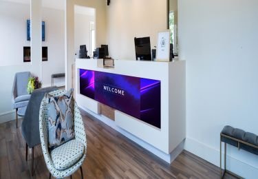 LED-Screen-For-Hotel-2.jpg - Professional LED Display Manufacturer in China – IvanLED